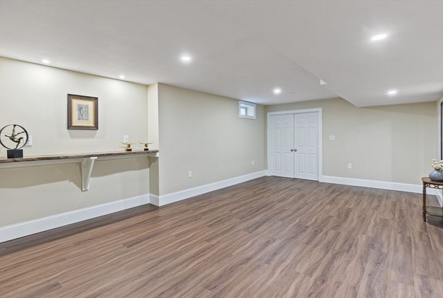 7 Jewell Crossing, Mendon, MA 01756