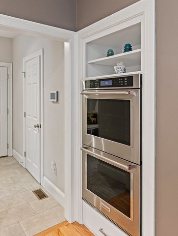 7 Jewell Crossing, Mendon, MA 01756