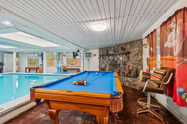 7551 17TH LANE N, St Petersburg, FL 33702