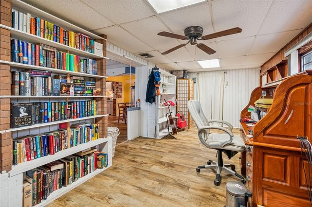 7551 17TH LANE N, St Petersburg, FL 33702