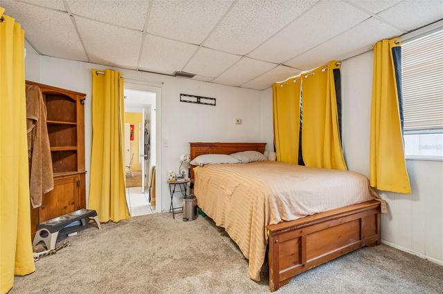 7551 17TH LANE N, St Petersburg, FL 33702