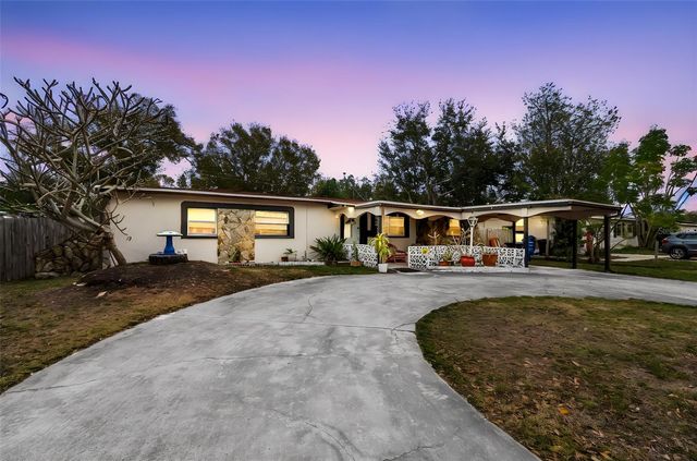 7551 17TH LANE N, St Petersburg, FL 33702