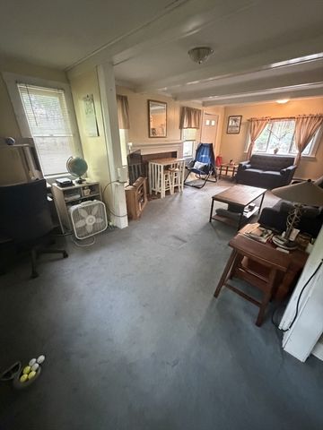 32 River Rd, Andover, MA 01810