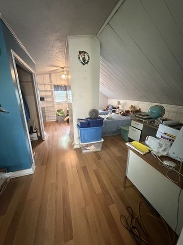 32 River Rd, Andover, MA 01810