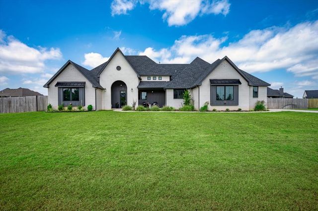 1049 Dorsi Way, Newcastle, OK 73065