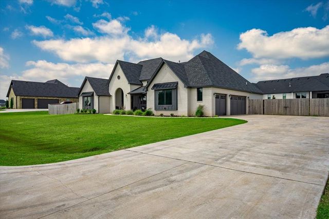 1049 Dorsi Way, Newcastle, OK 73065