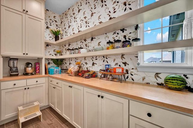 1049 Dorsi Way, Newcastle, OK 73065