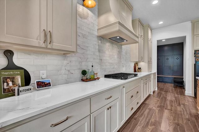 1049 Dorsi Way, Newcastle, OK 73065