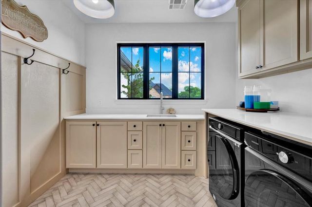 1049 Dorsi Way, Newcastle, OK 73065