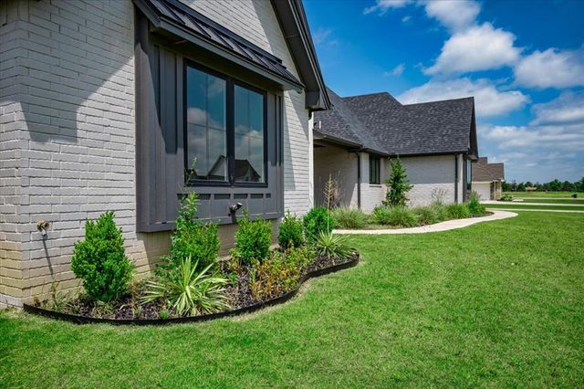 1049 Dorsi Way, Newcastle, OK 73065