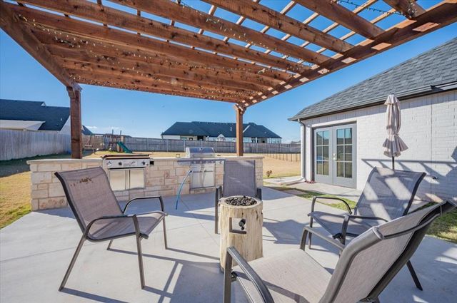 1049 Dorsi Way, Newcastle, OK 73065