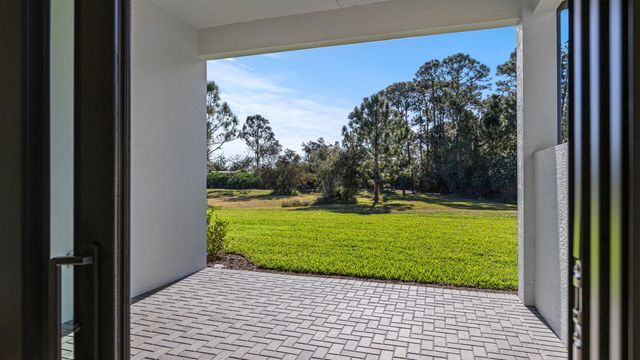 336 SE Via Sangro, Port St. Lucie, Port St Lucie, FL 34952