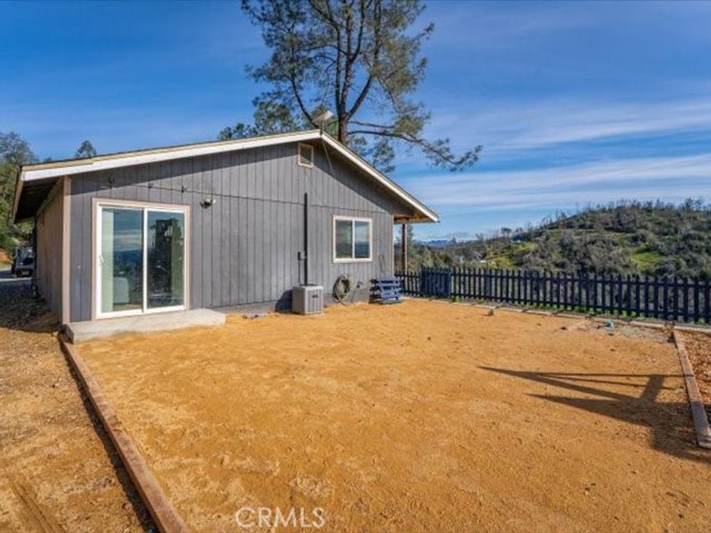 Image 53 of property listing at 14091 Highview Trail, Redding, CA 96003