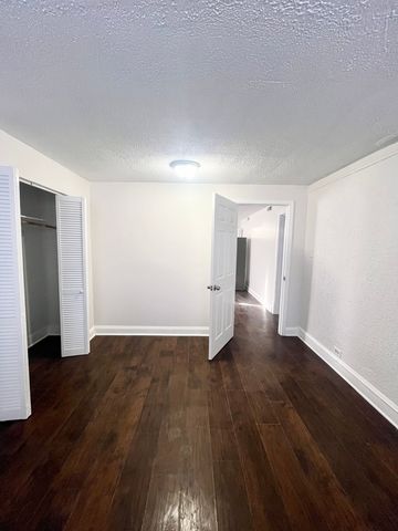 3636 W Iowa Street BF, Chicago, IL 60651