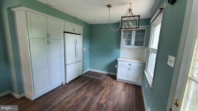 235 CUMBERLAND RD, Camp Hill, PA 17011
