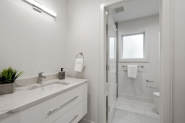 110 Harvard St Unit A A, Newton, MA 02460