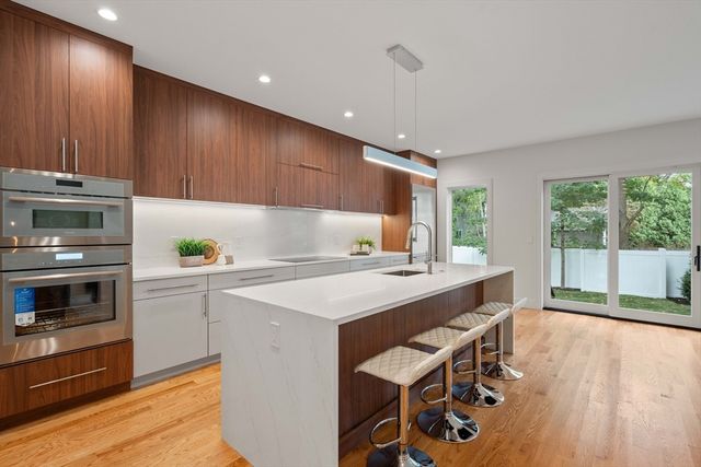 110 Harvard St Unit A A, Newton, MA 02460