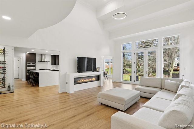 2532 Cedar Brook Court, Rochester Hills, MI 48309