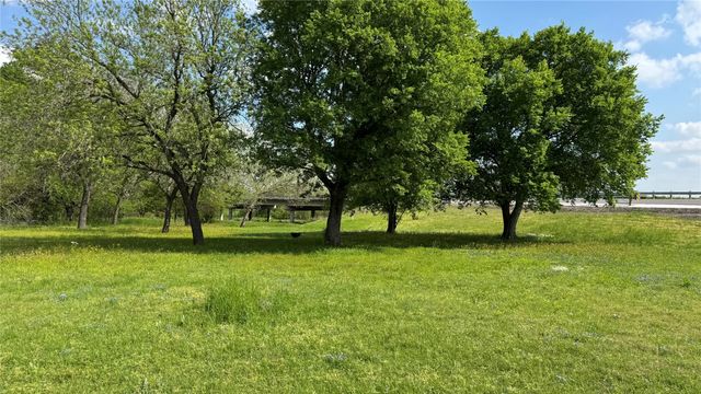 5225 Fm 2862, Anna, TX 75409