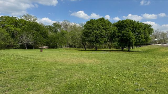 5225 Fm 2862, Anna, TX 75409