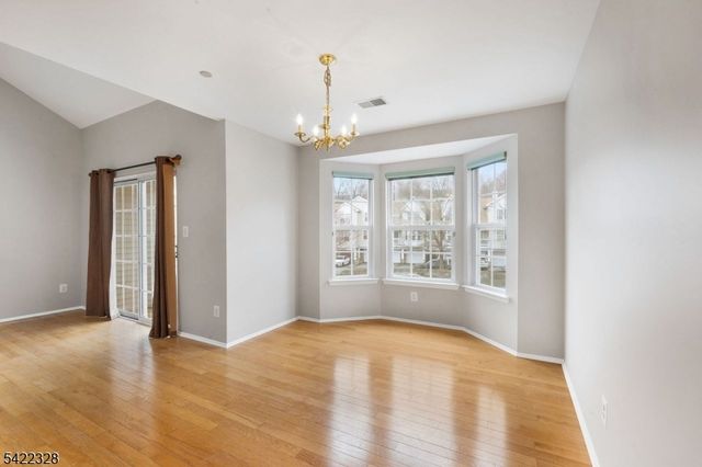 32 Pasture Ct, Roxbury Twp., NJ 07852