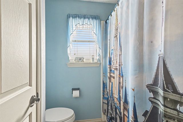 6056 Hillglen Drive, Watauga, TX 76148