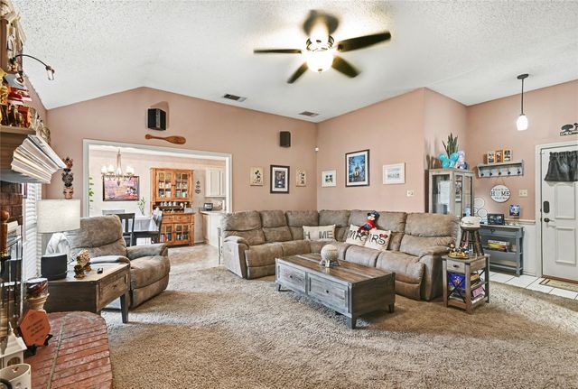 6056 Hillglen Drive, Watauga, TX 76148