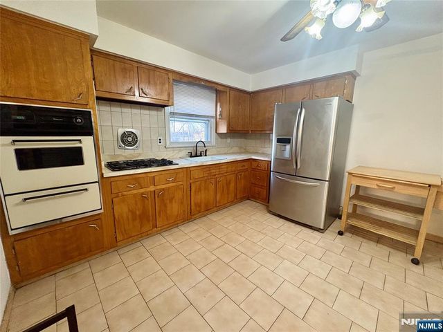 30 E Kennedy Street 2, Hackensack, NJ 07601