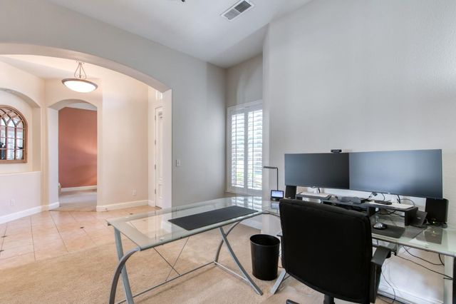 2665 Cypress Avenue, Clovis, CA 93611
