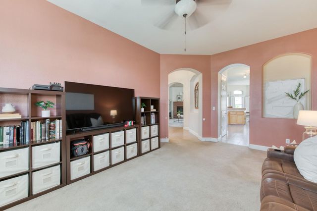 2665 Cypress Avenue, Clovis, CA 93611