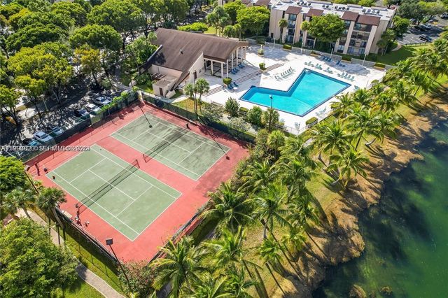 14611 N Kendall Dr 304L, Miami, FL 33186