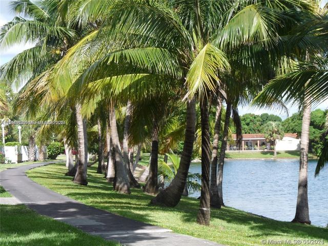 14611 N Kendall Dr 304L, Miami, FL 33186