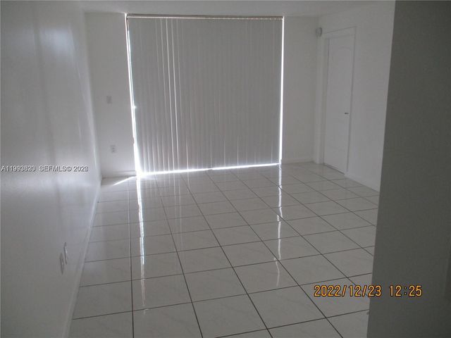 14611 N Kendall Dr 304L, Miami, FL 33186