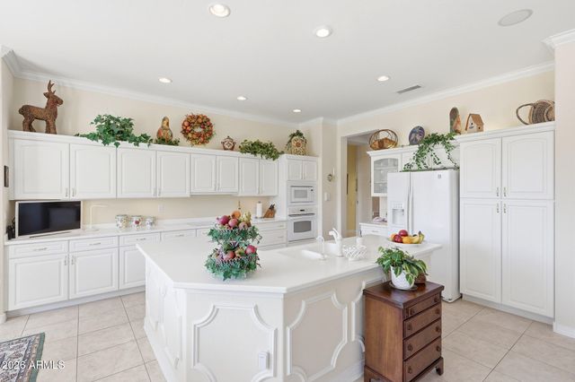 19619 N WESSEX Drive, Surprise, AZ 85387