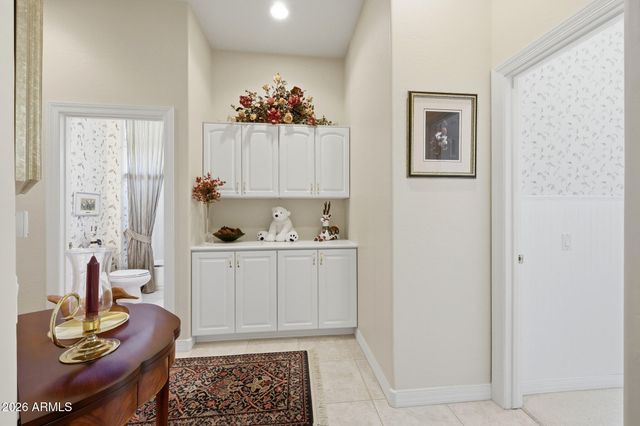 19619 N WESSEX Drive, Surprise, AZ 85387