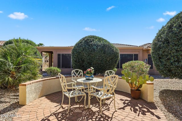 19619 N WESSEX Drive, Surprise, AZ 85387