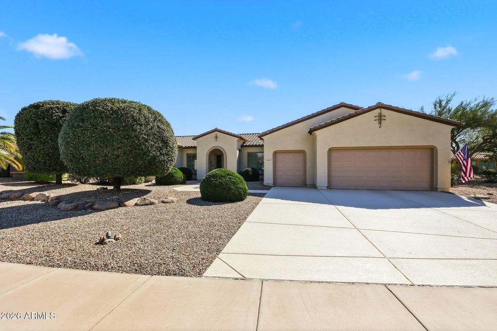 19619 N WESSEX Drive, Surprise, AZ 85387