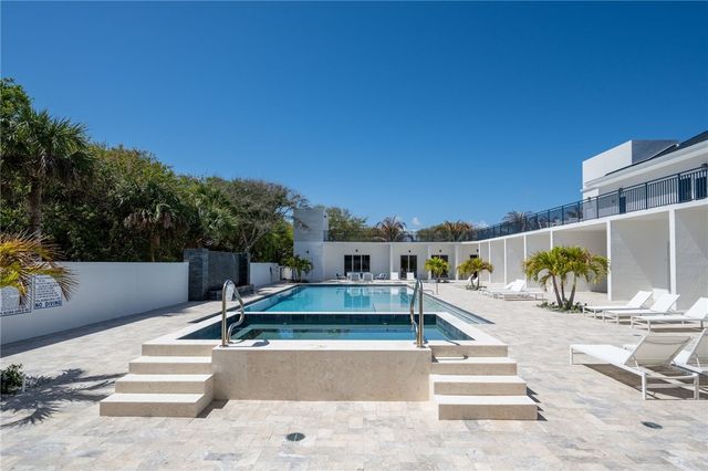 8050 Highway A1A None 201, Vero Beach, FL 32963