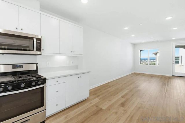 845 Blackstone Dr, San Marcos, CA 92078