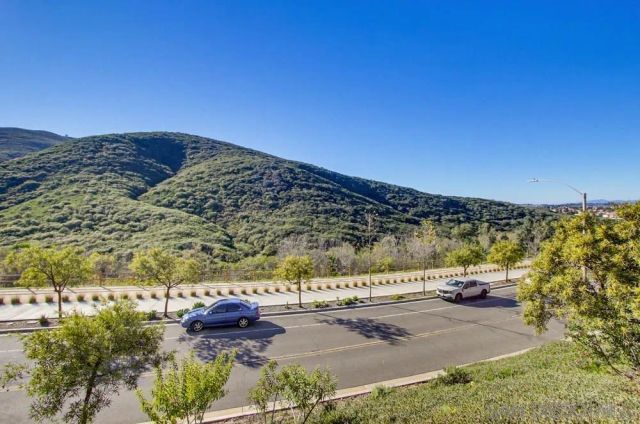 845 Blackstone Dr, San Marcos, CA 92078