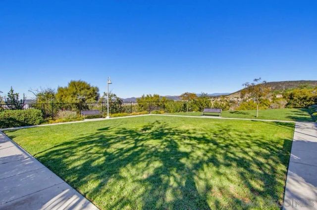 845 Blackstone Dr, San Marcos, CA 92078