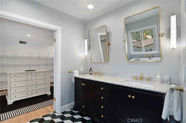 130 Dapplegray Road, Bell Canyon, CA 91307