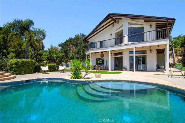 130 Dapplegray Road, Bell Canyon, CA 91307