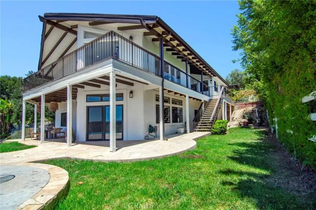 130 Dapplegray Road, Bell Canyon, CA 91307