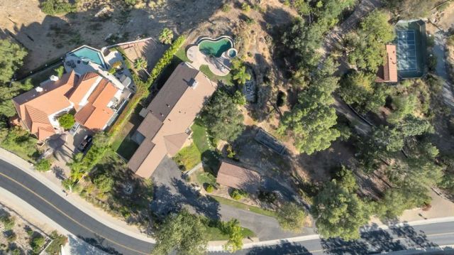 130 Dapplegray Road, Bell Canyon, CA 91307