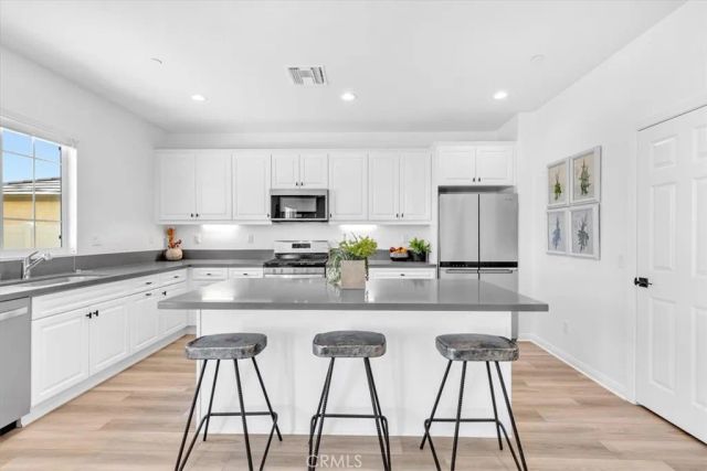 28300 Abbey, Menifee, CA 92585