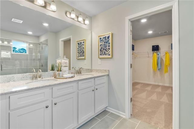 114 Crabbswood Drive, Mcdonough, GA 30253