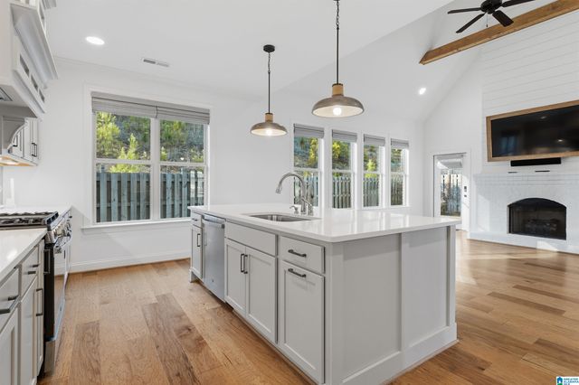 213 KINROSS CIRCLE, Pelham, AL 35124