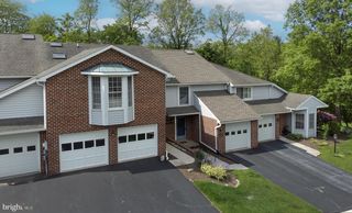 4269 WIMBLEDON DR, Harrisburg, PA 17112
