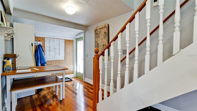 3 COLUMBIA STREET, Bradenton, FL 34208